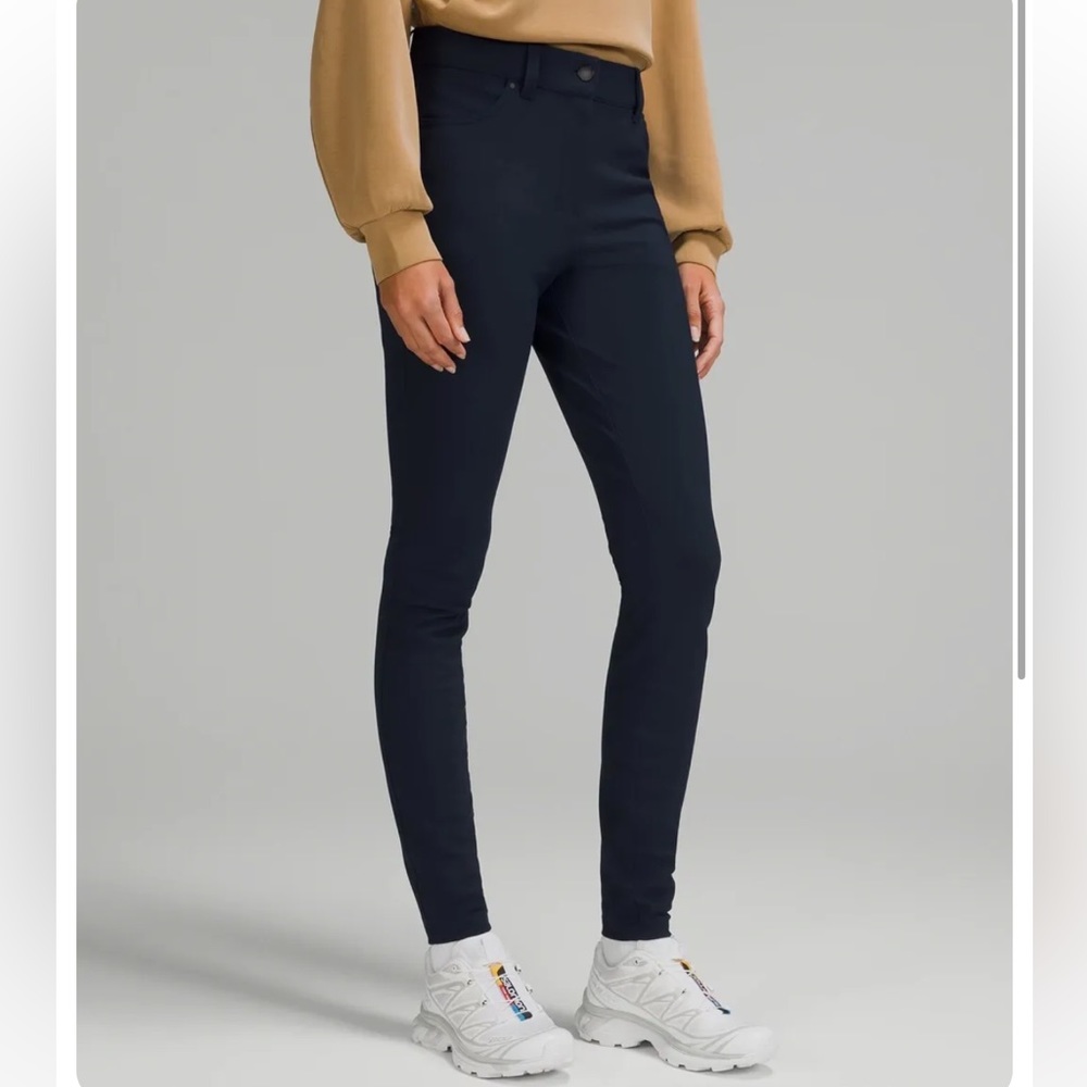 Lululemon city sleek slim fit HR pant size 30 NWT